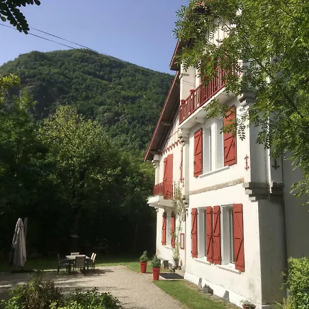 Les Escapades De Paty Penzion *