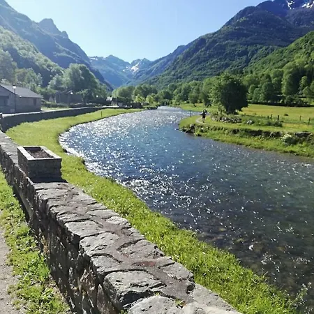 Les Escapades De Paty Penzion Perles-et-Castelet