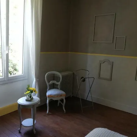 Les Escapades De Paty Perles-et-Castelet
